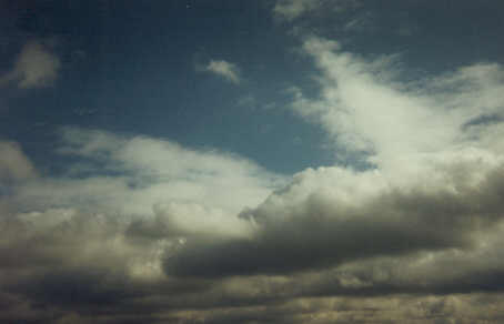 wolken.jpg (9214 Byte)
